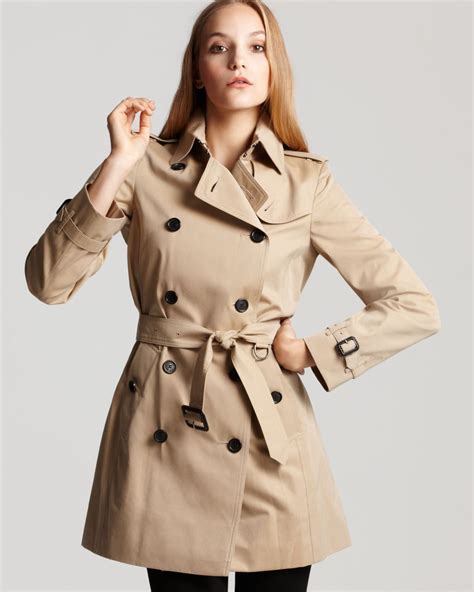 burberry female trench coat